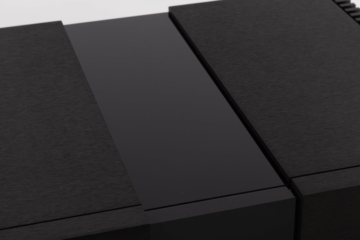 Close up view of a used Naim NAP 250 Power Amplifier