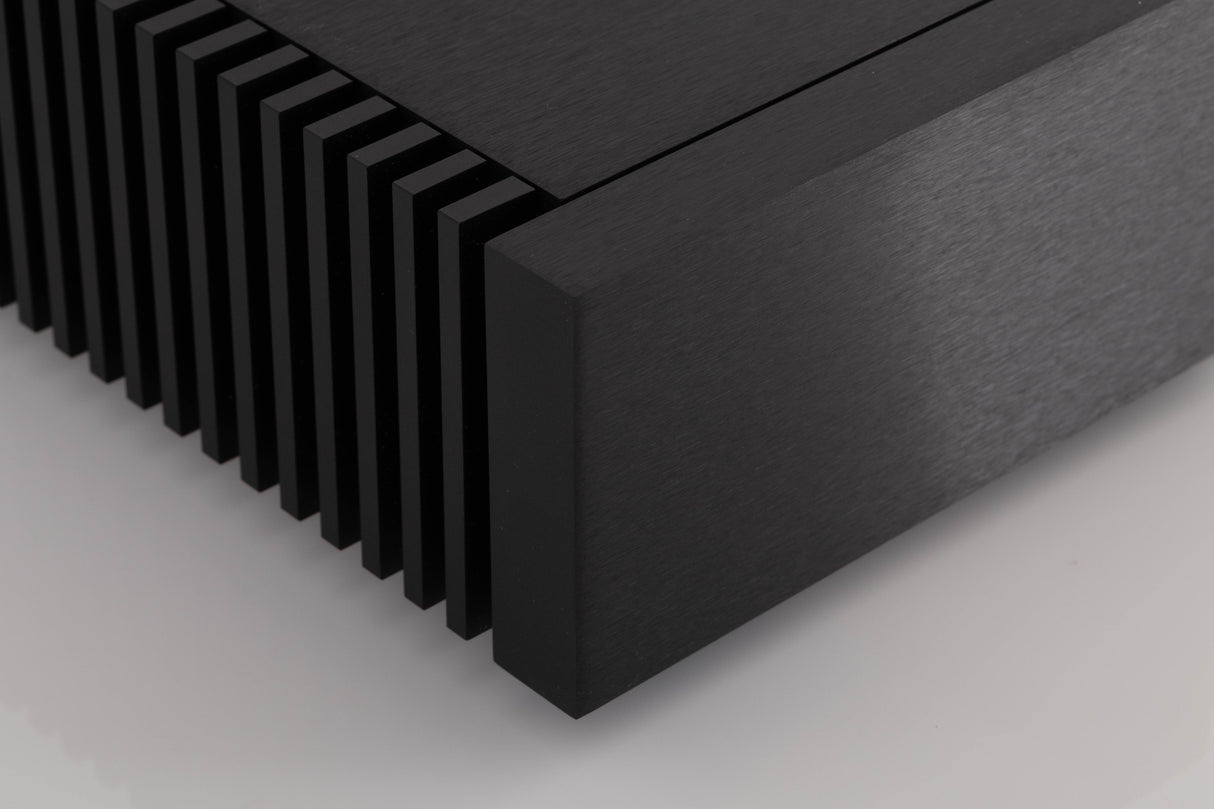 Front left corner view of a used Naim NAP 250 Power Amplifier