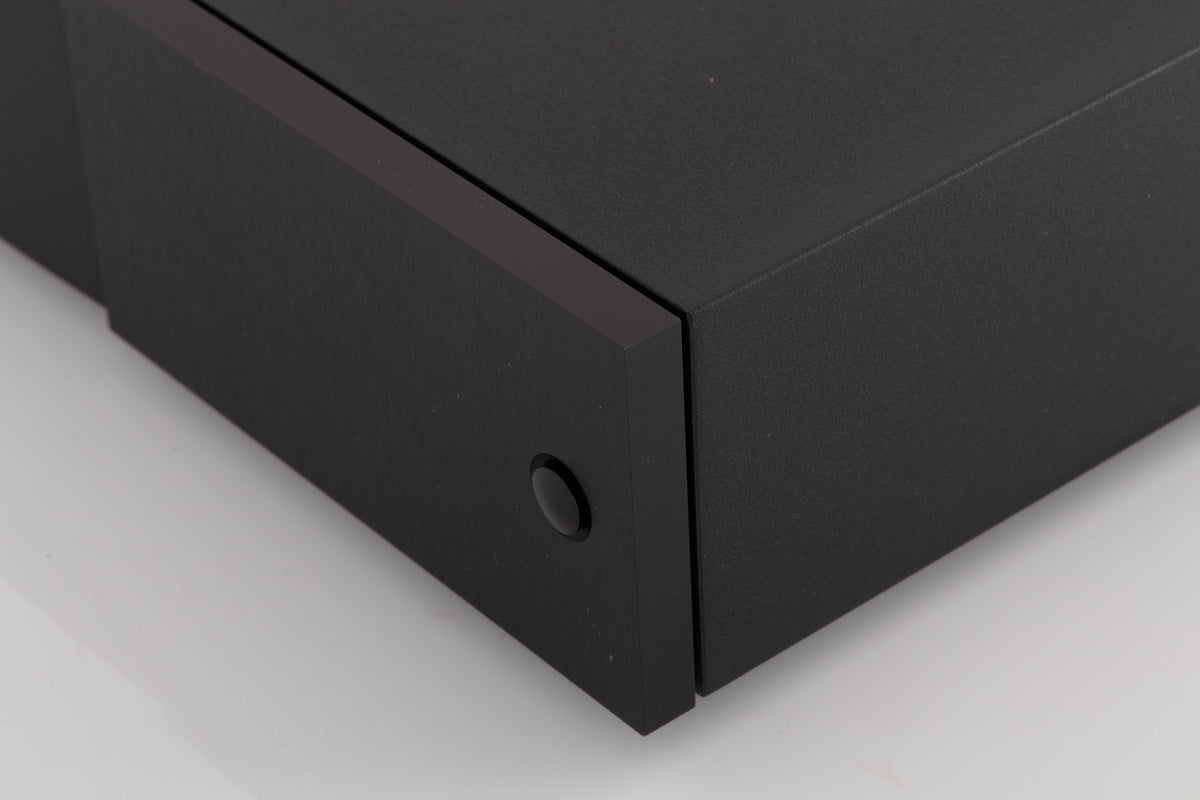Front right corner of a used Naim NAP250-2 Power Amplifier in a Black finish