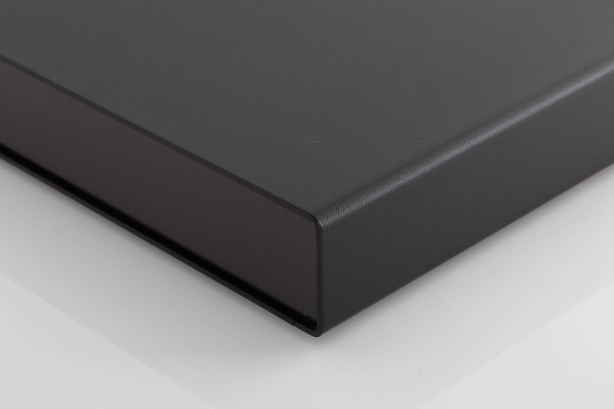 Front right corner of a used Naim NAP90 Power Amplifier in a Black finish