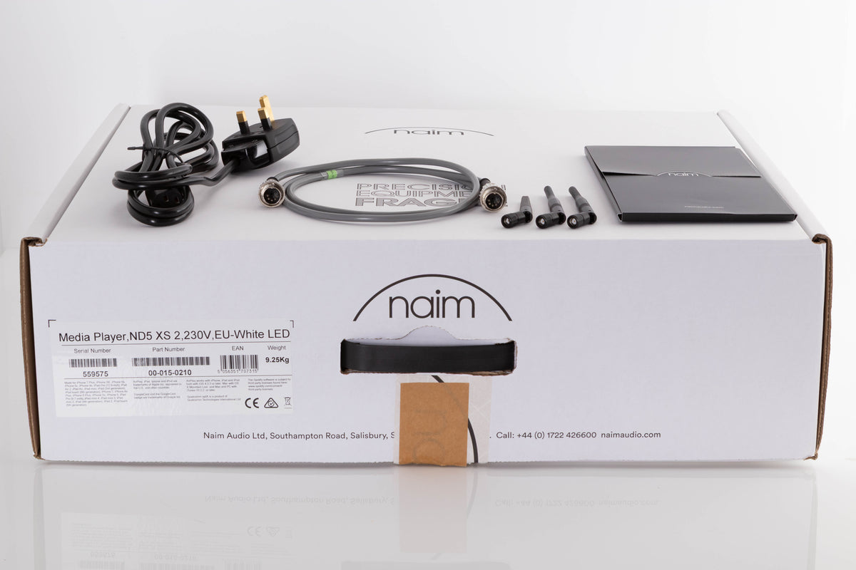 Box of a used Naim ND5 XS2 Network Streamer with mains cable, manual, SNAIC, 2x Wifi antenna, bluetooth antenna