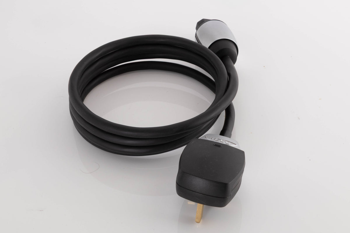 Right side view of a used Naim Powerline Mains Cable