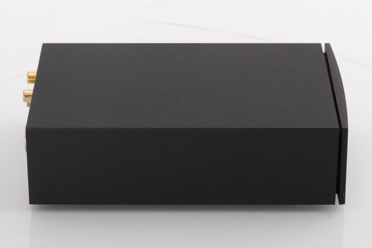 Left side view of a used Naim Stageline S Phonostage in a Black finish