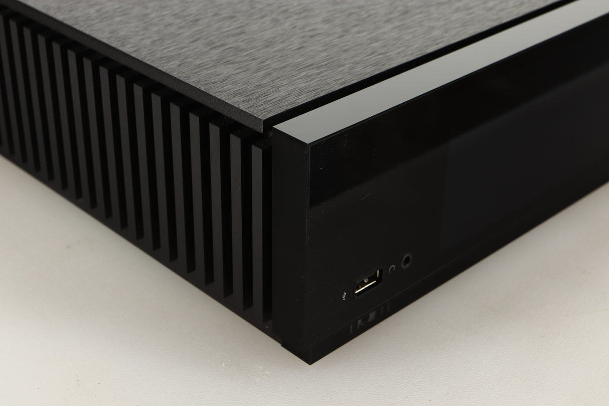 Front left corner view of a used Naim Uniti Atom HDMI Integrated System