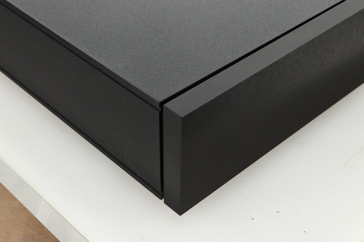 Front right corner view of a used Naim XP5 XS Power Supply