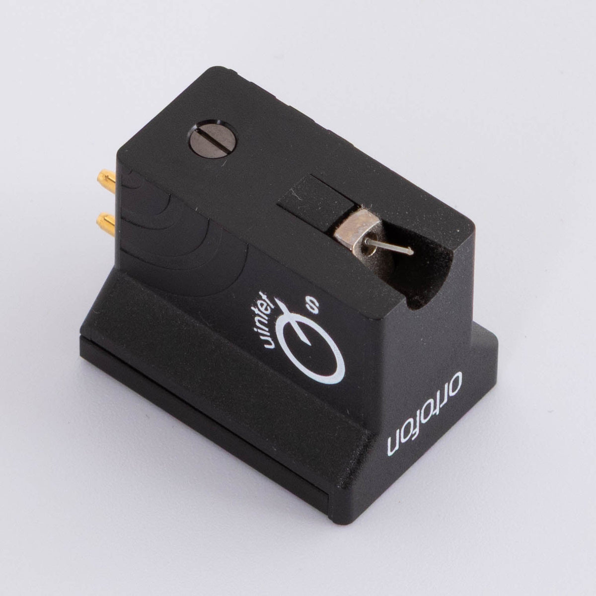 Front left corner of a used Ortofon Quintet Black S MC Cartridge