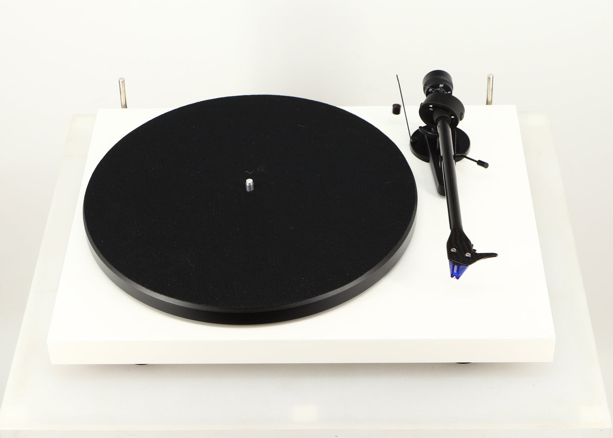 Front view of a used Project Debut Carbon Turntable / Ortofon 2M Blue Cartridge in a white finish