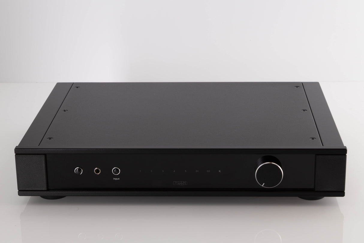 Front view of a used Rega Elex MK4 Integrated Amplifier in a Black finish
