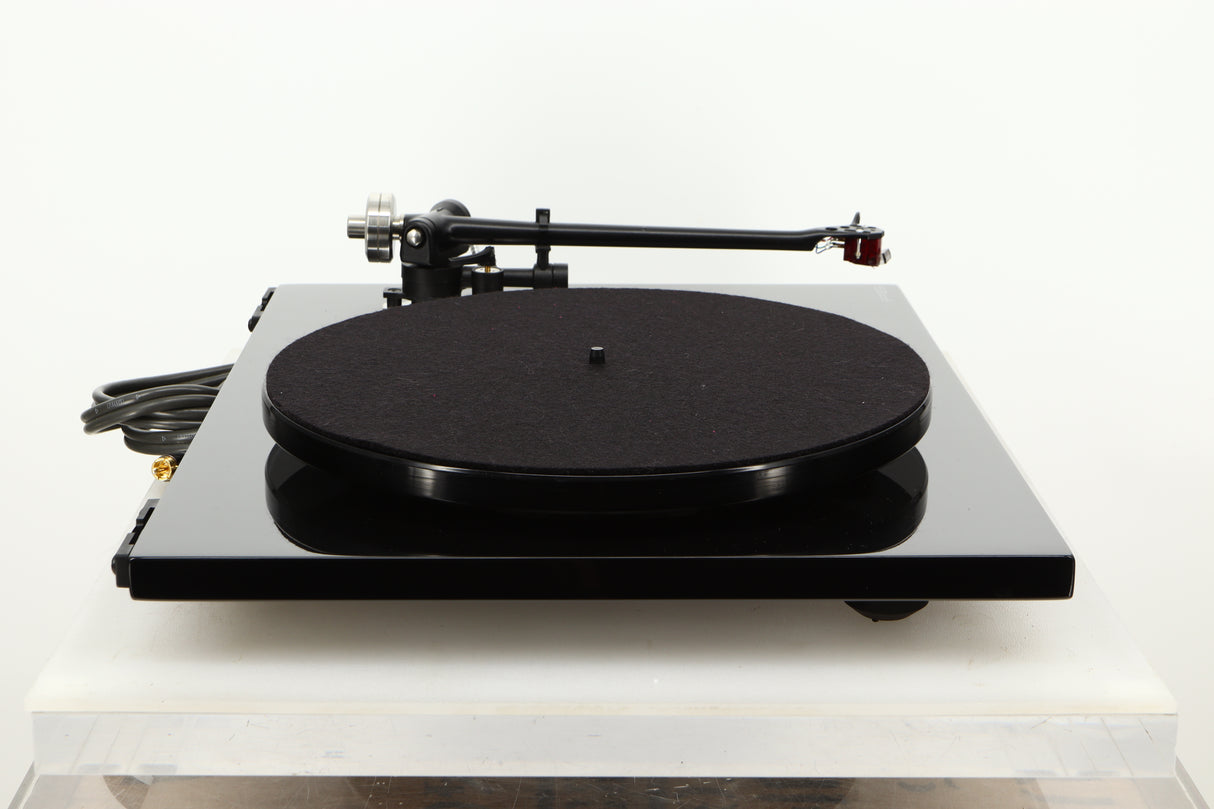 Side view of a used Rega RP6 Turntable in Black finish with Denon DL-110 MC Cartridge