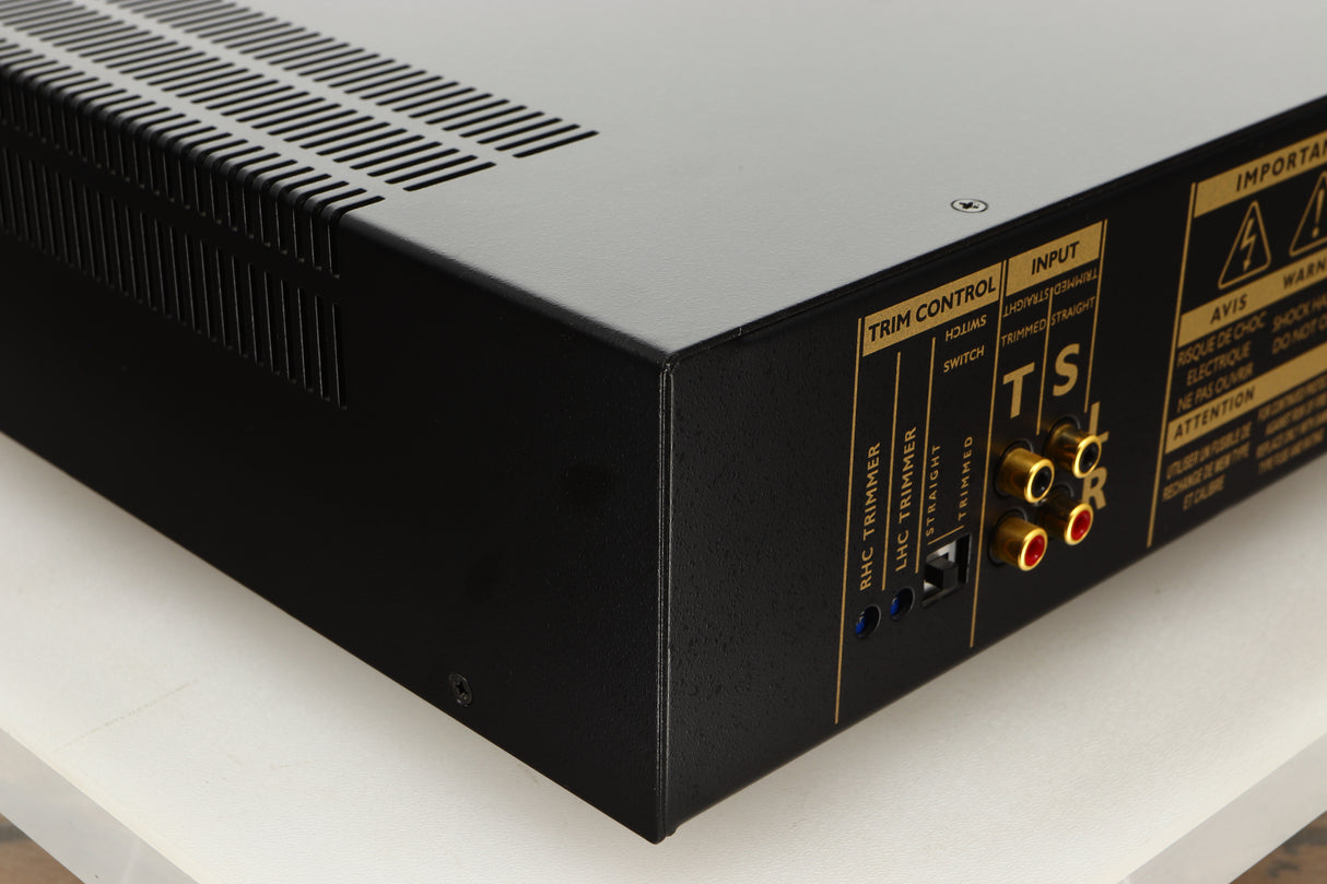 Rear left corner view of a used Roksan Kandy KMA 2/3 MkIII Power Amplifier in Black finish