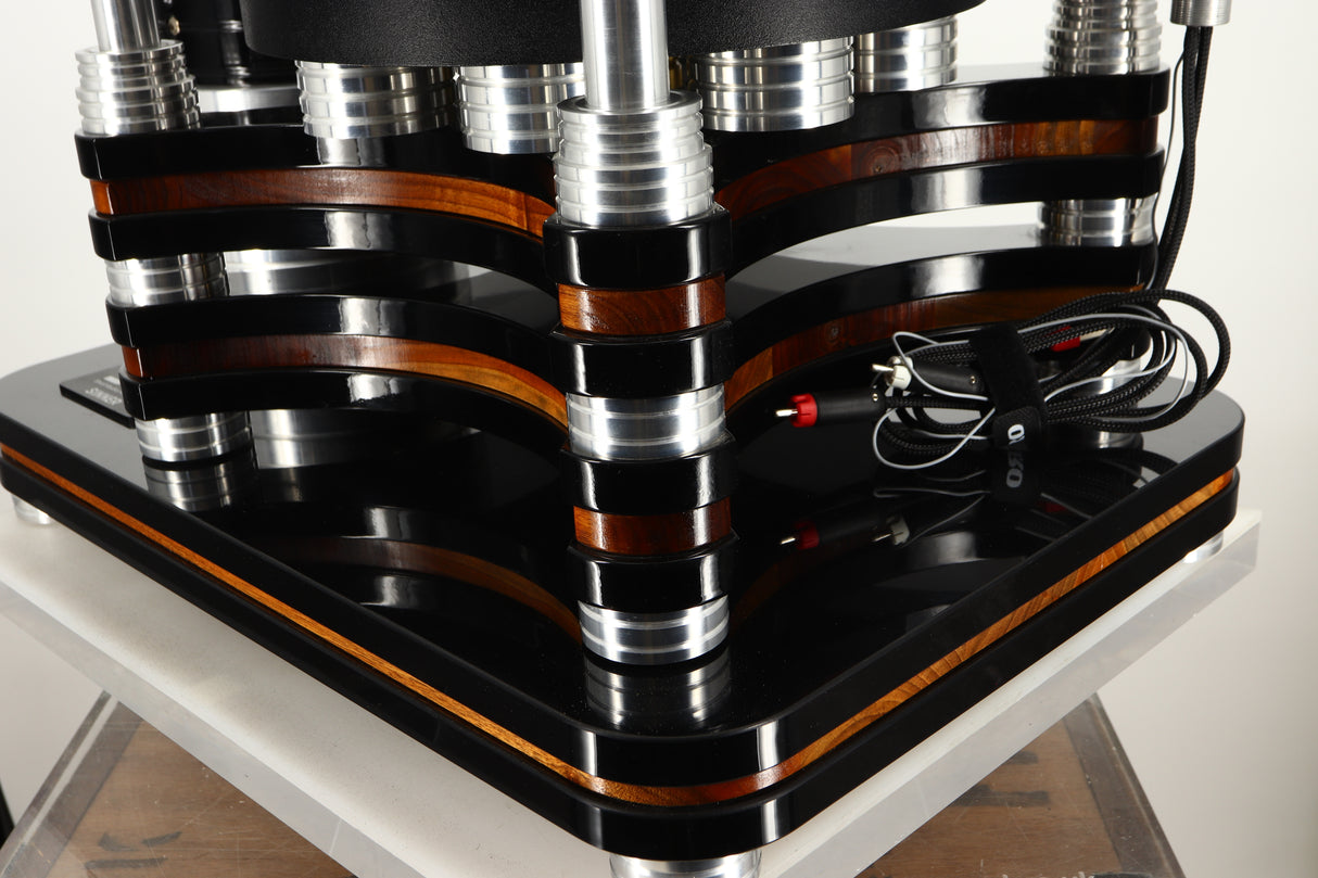Front right corner view of a used S.A.M. Sinner Turntable with Audiomods Series 6 Micrometer Tonearm, and Benz Ruby Z H Cartridge