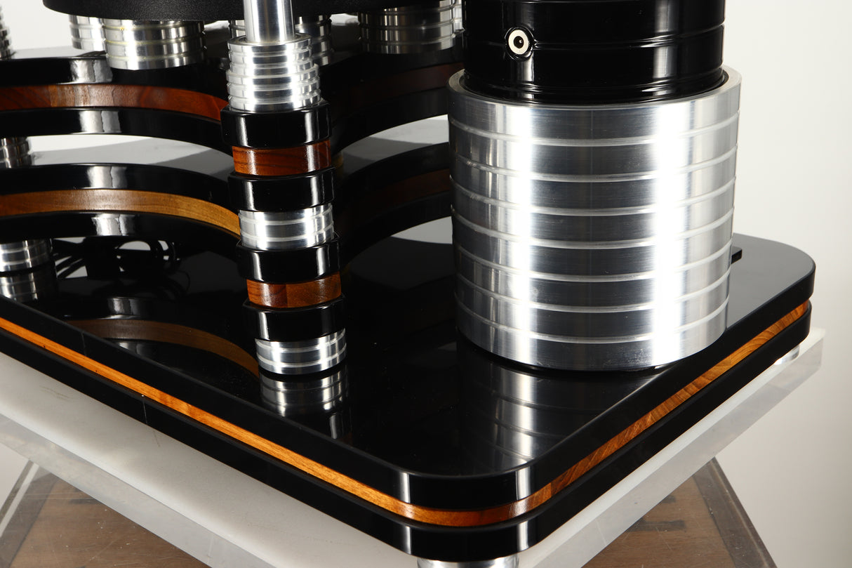 Rear right corner view of a used S.A.M. Sinner Turntable with Audiomods Series 6 Micrometer Tonearm, and Benz Ruby Z H Cartridge