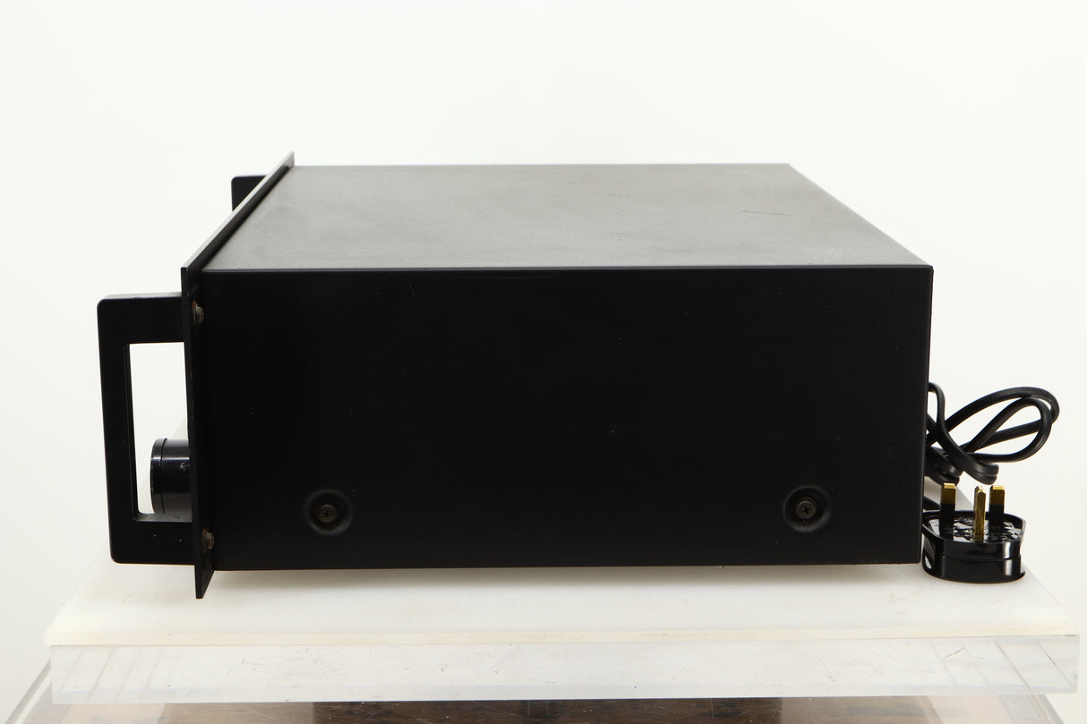Side view of a used Saba TS2000 Tuner