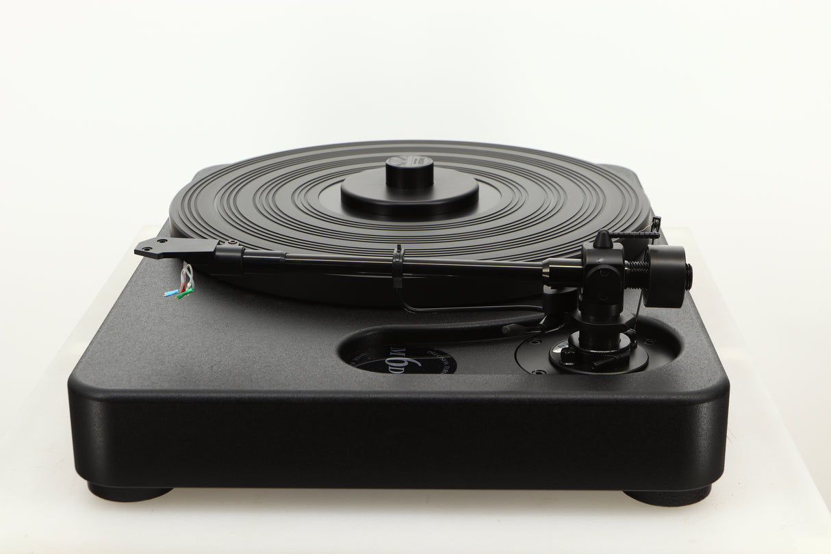 Side view of a used SME Model 6 Turntable with an SME M2-9 Tonearm