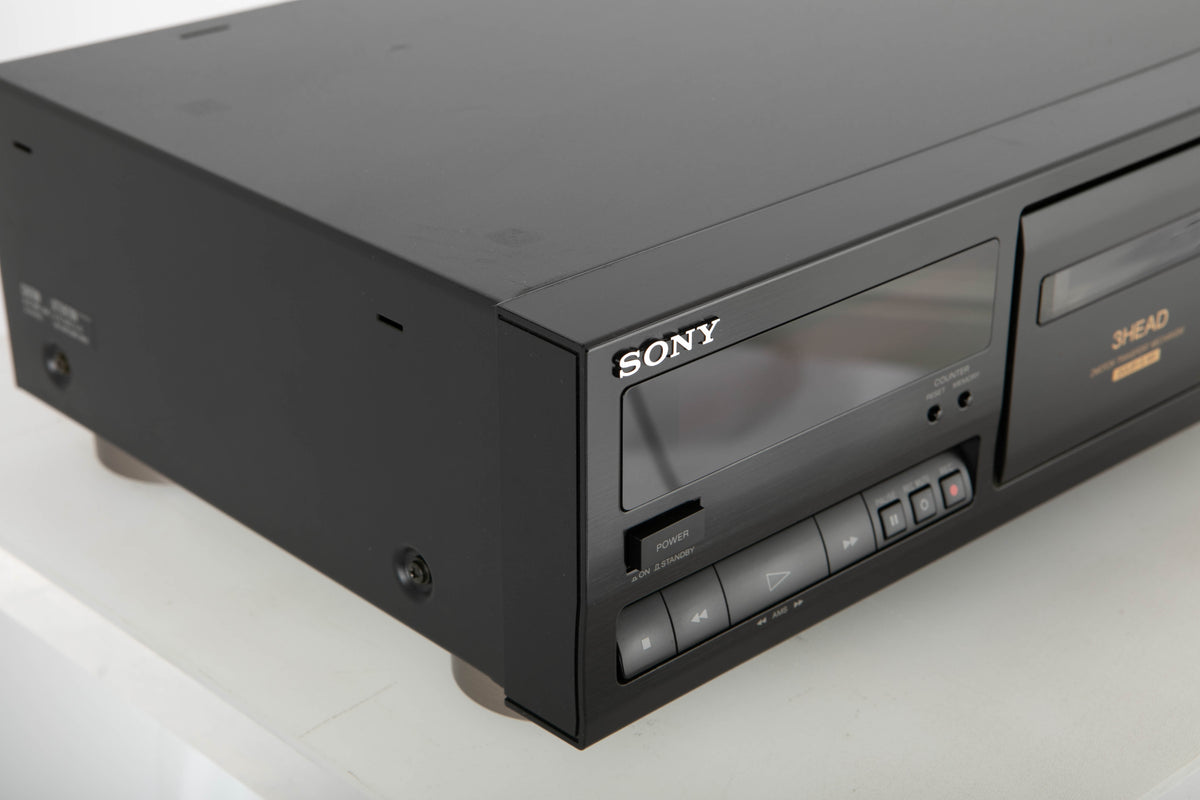 Front left corner view of a used Sony TC-K5115 Cassette Deck