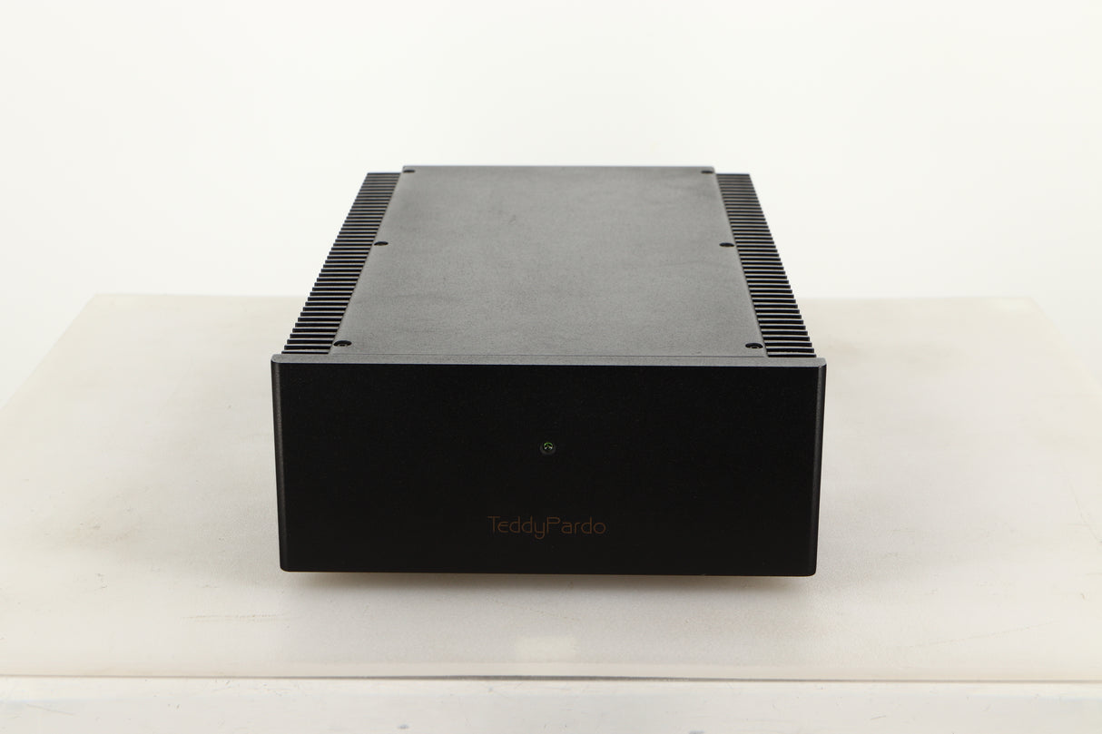 Front view of a used Teddy Pardo ST-60 Power Amplifier