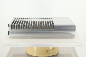 Ayre KX-R Pre Amplifier - Silver / MX-R Monoblock Power Amplifier Pair - Silver