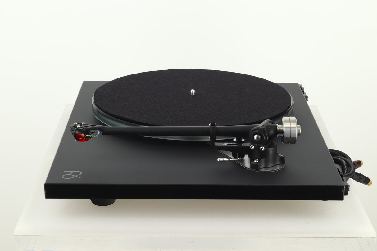 Rega Planar 6 Turntable - Black / Ania Pro MC Cartridge