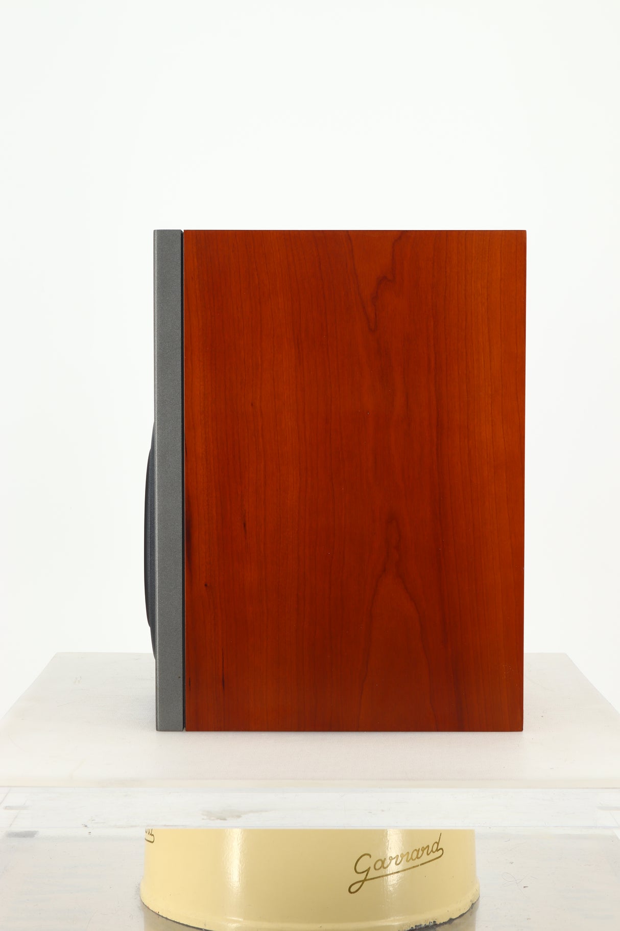 Dynaudio Audience 52SE Standmount Speakers - Cherry Wood