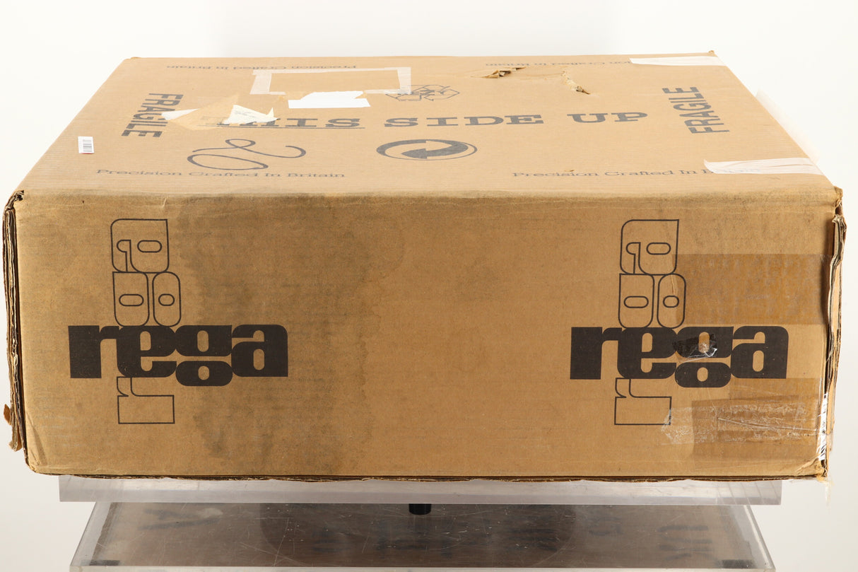 Rega Planar 3 Turntable (24v Motor Upgrade) / NEO Power Supply