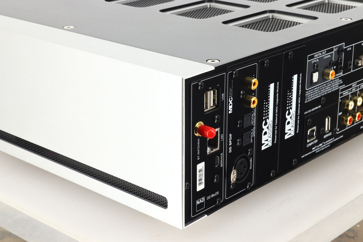 NAD M32 Integrated Amplifier