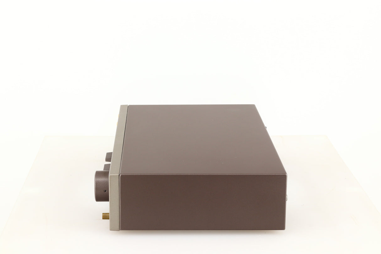 Quad 34 Pre Amplifier
