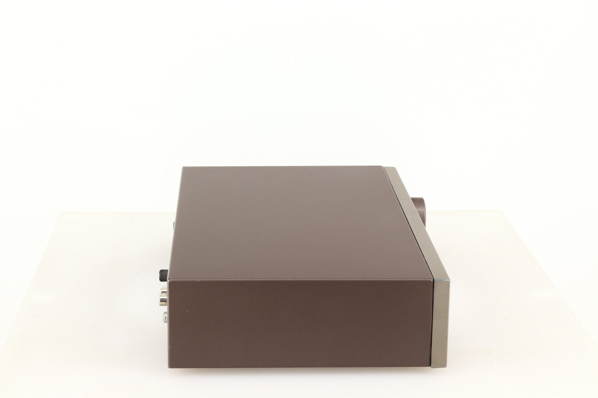 Quad 34 Pre Amplifier