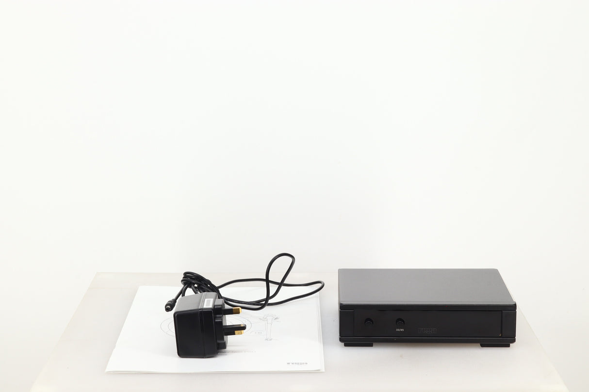 Rega Planar 8 Turntable - White, no cartridge