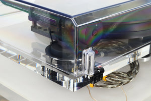 Pro-Ject 2Xperience DC Acryl Turntable / Ortofon 2M Bronze Cartridge