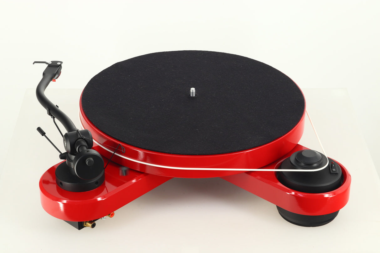 Pro-Ject Genie 3 Turntable - Red