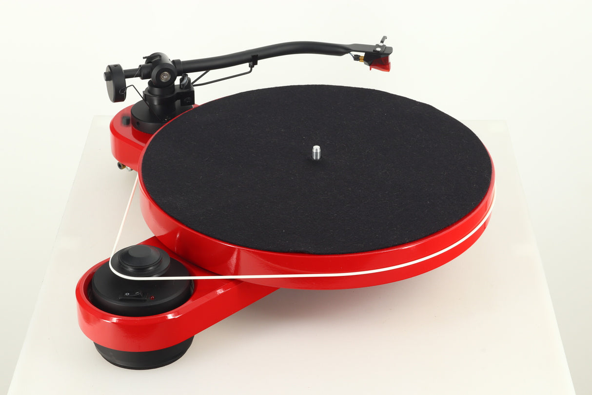 Pro-Ject Genie 3 Turntable - Red
