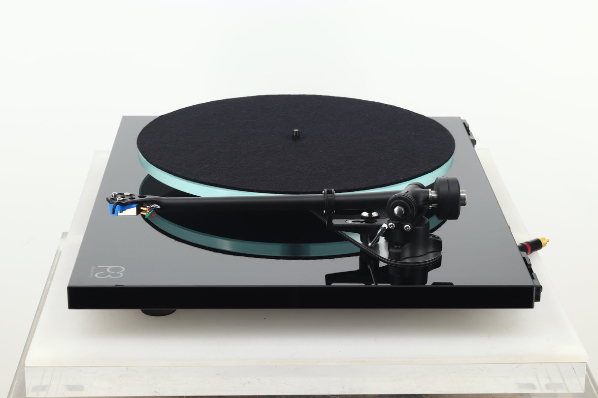 Rega Planar 3 Turntable - Black / Elys 2 Cartridge