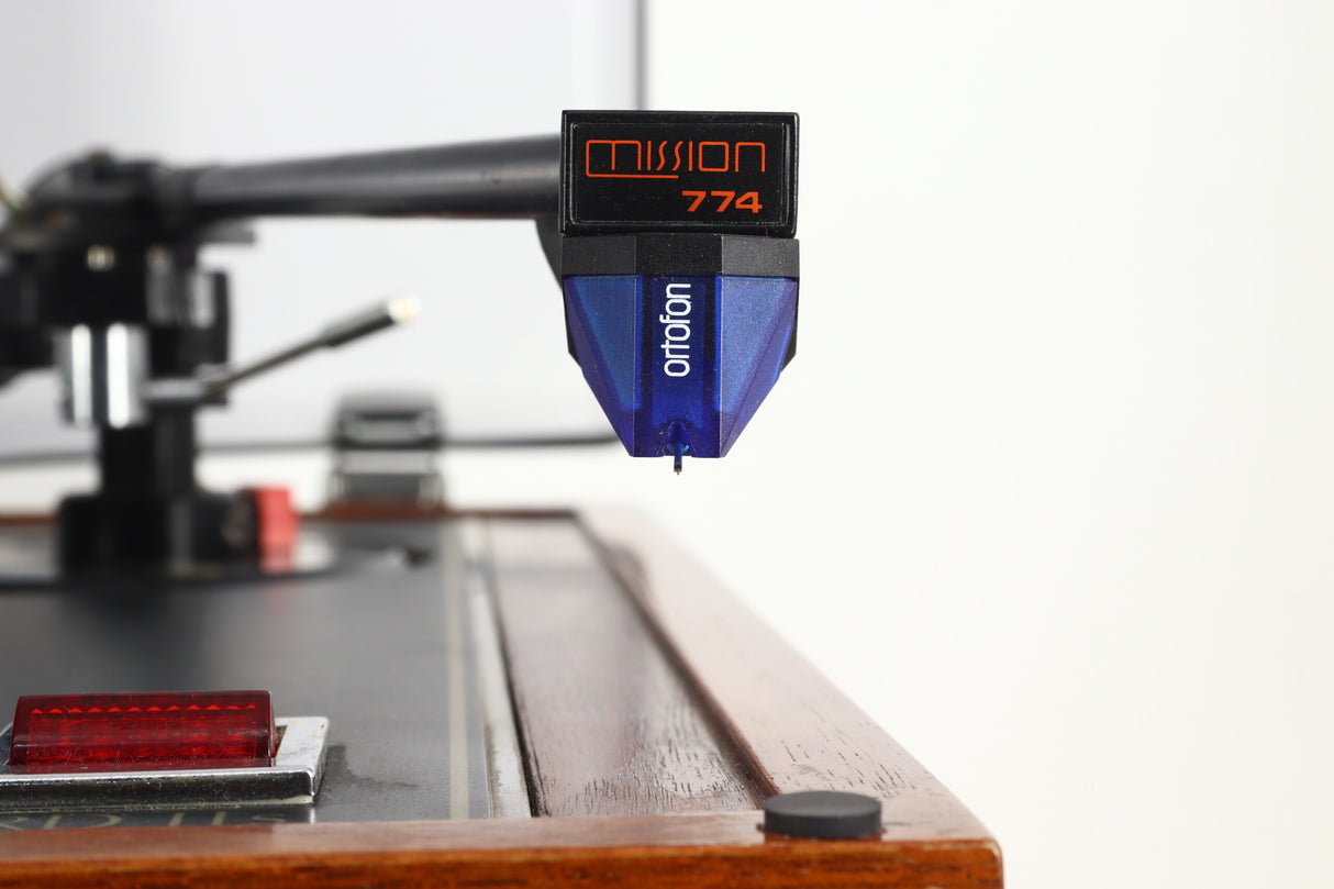 Ariston RD11S Turntable / Mission 774 Tonearm / Ortofon 2M Blue Cartridge