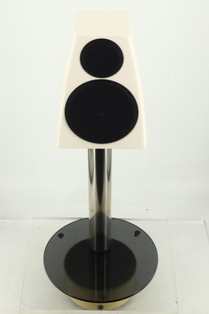 Meridian DSP3200 Loudspeakers - White / Stands