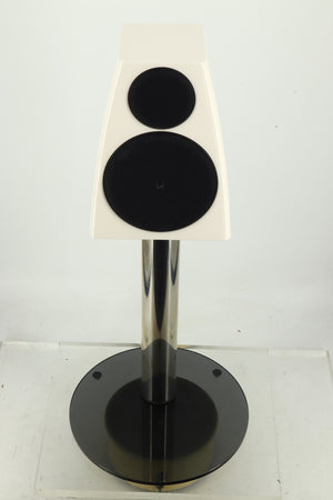 Meridian DSP3200 Loudspeakers - White / Stands