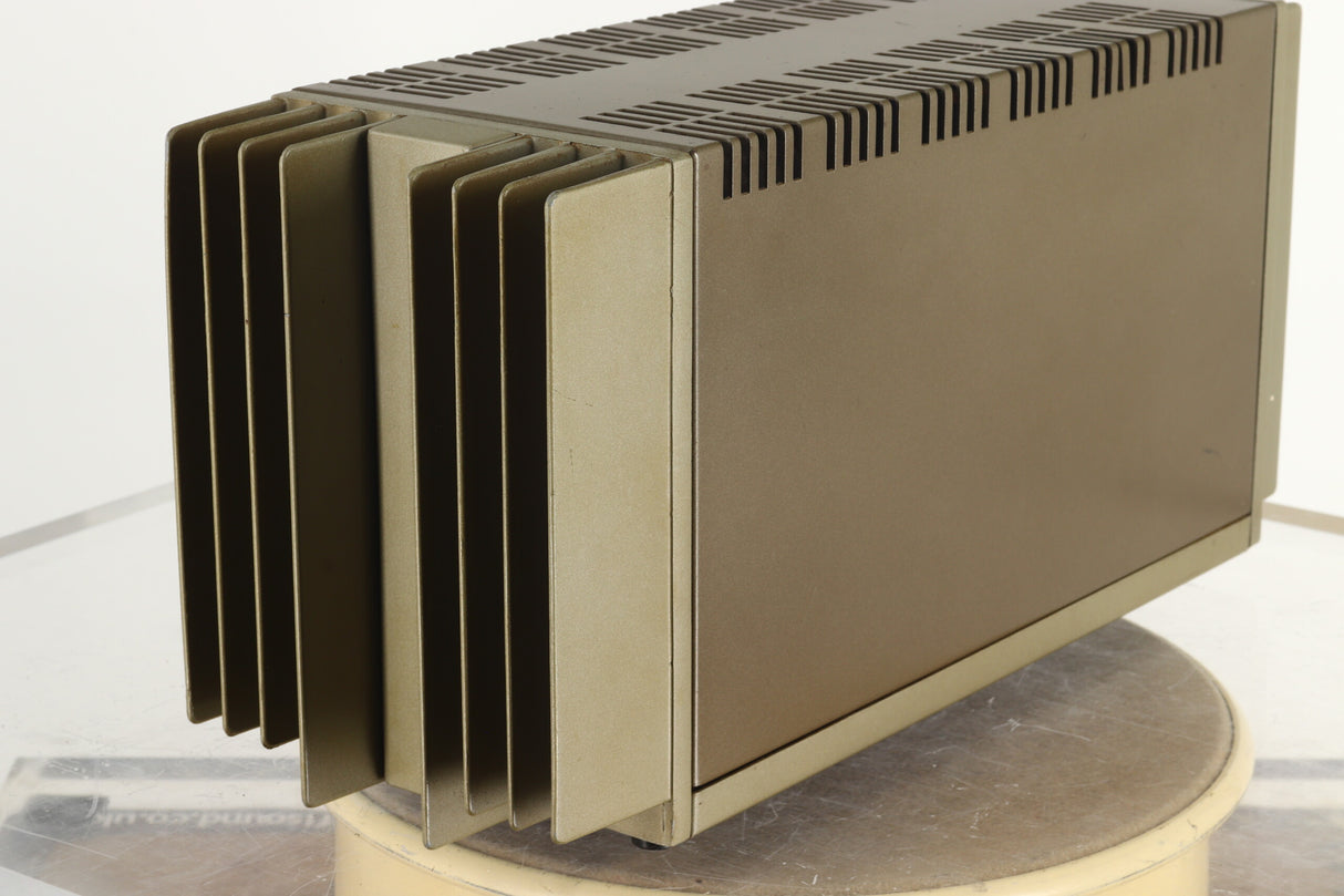 Quad 303 Power Amplifier