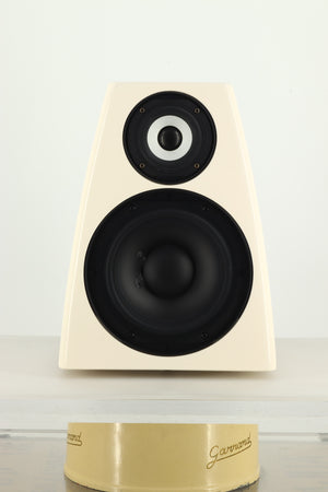 Meridian DSP3200 Standmount Speakers - White