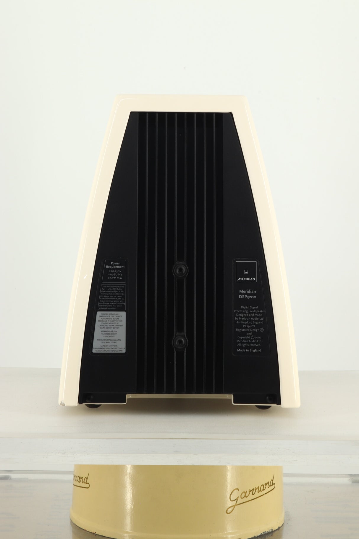 Meridian DSP3200 Standmount Speakers - White