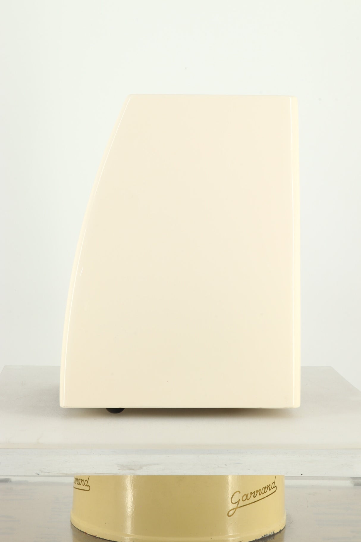 Meridian DSP3200 Standmount Speakers - White