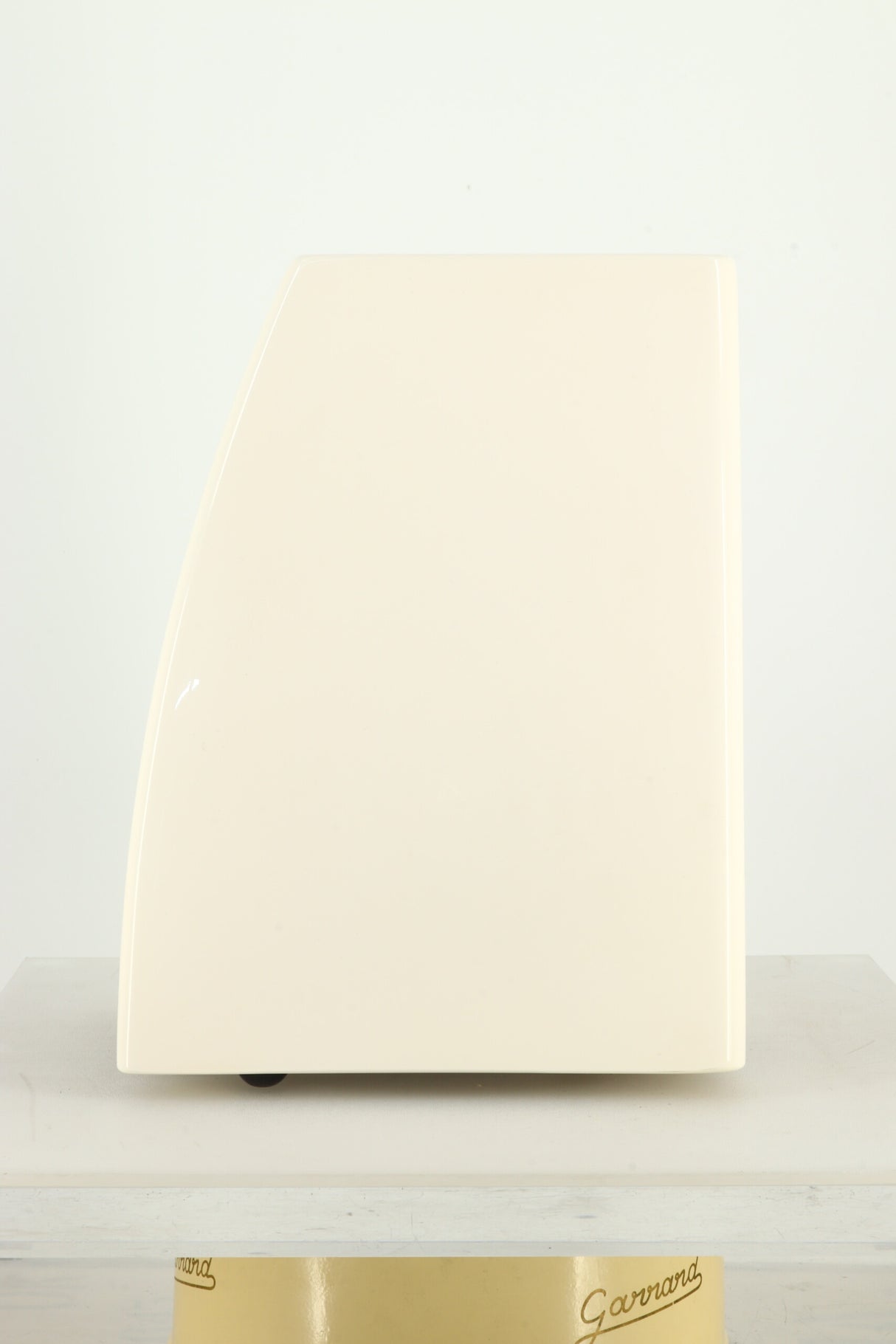 Meridian DSP3200 Standmount Speakers - White