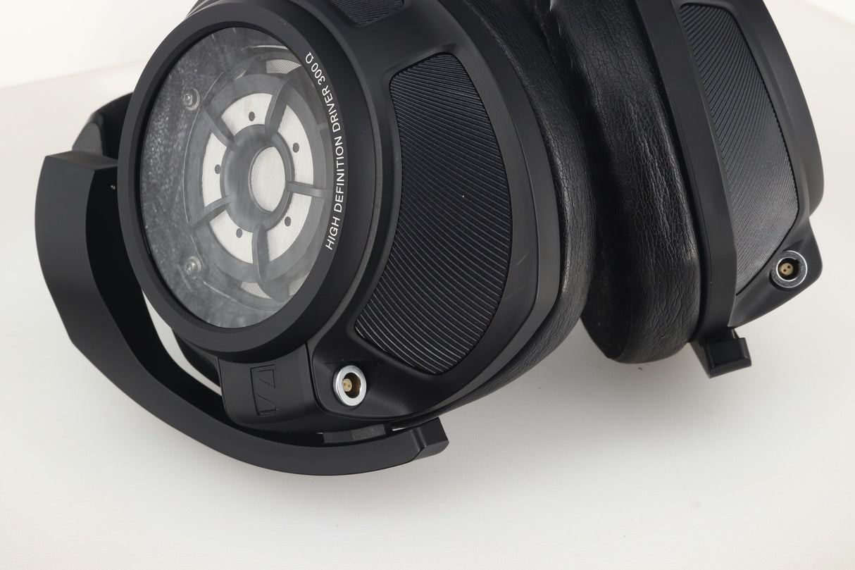 Sennheiser HD820 Headphones