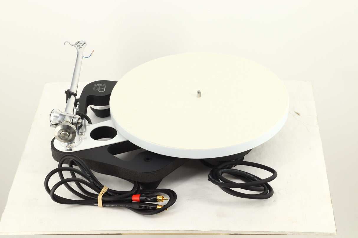 Rega Planar 10 - Matt Polaris Grey
