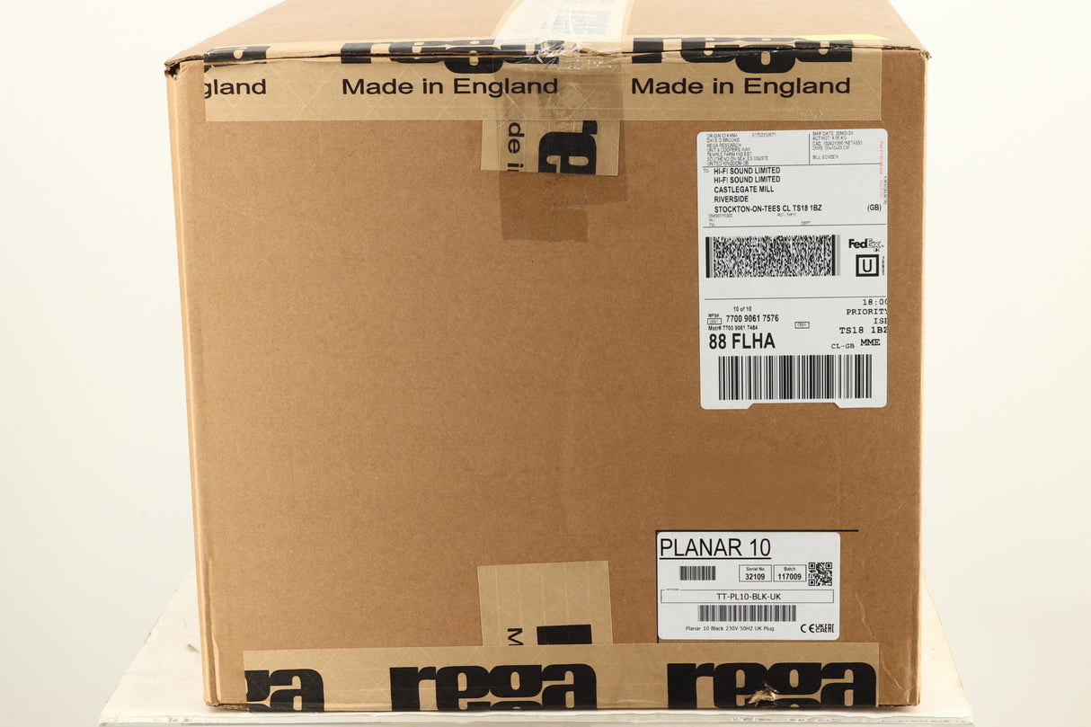 Rega Planar 10 - Matt Polaris Grey