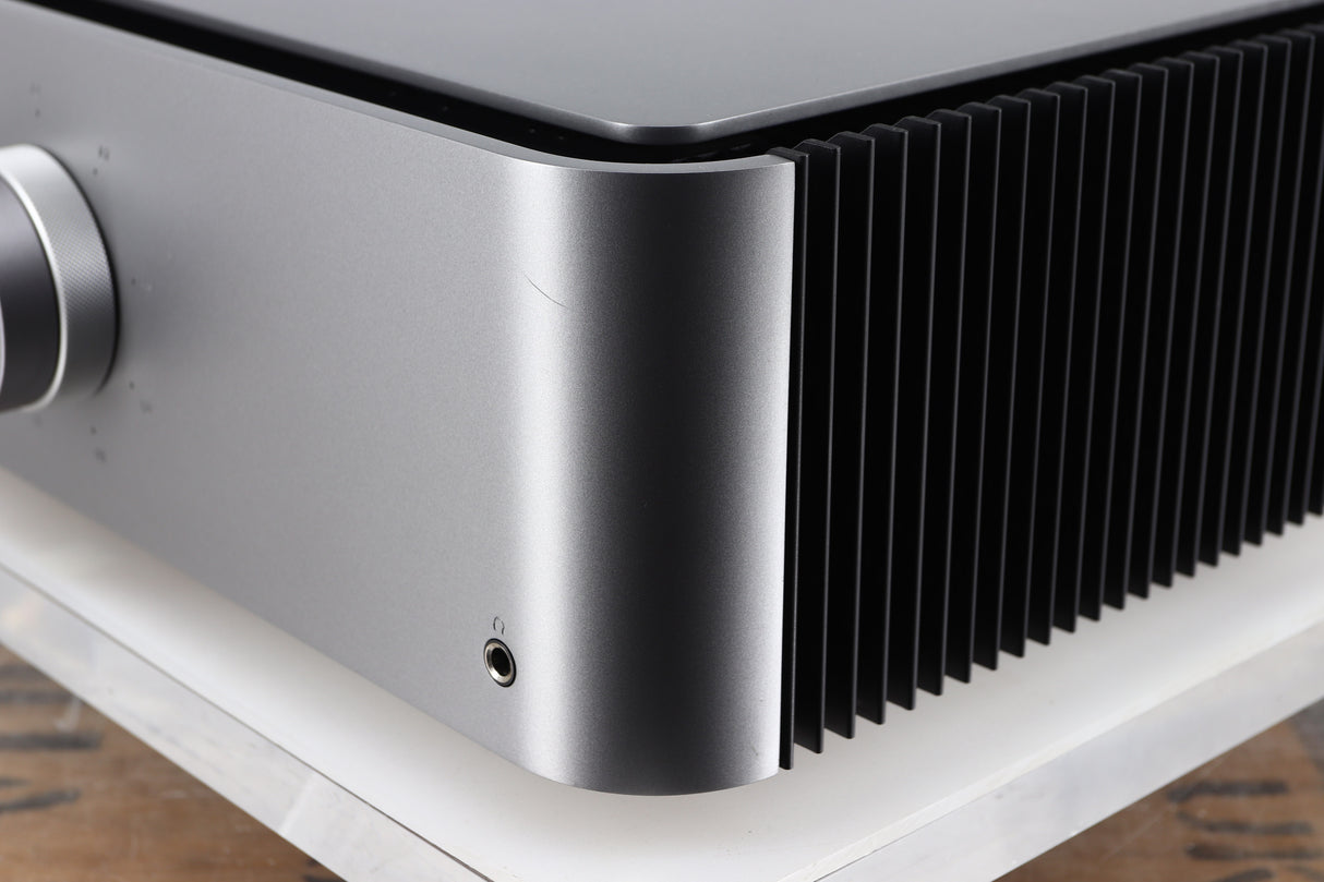 Cambridge Audio Edge A Integrated Amplifier