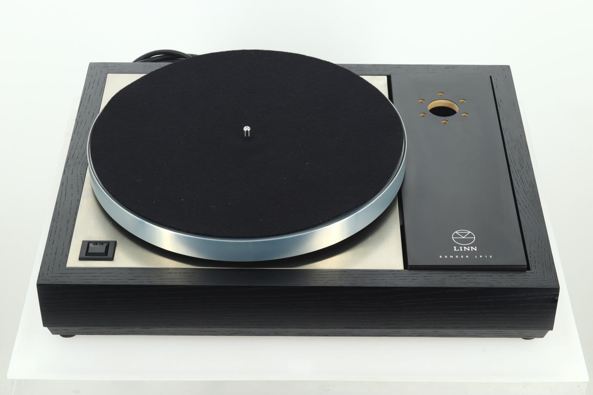 Linn LP12 Turntable - Black / Lingo 2 Power Supply