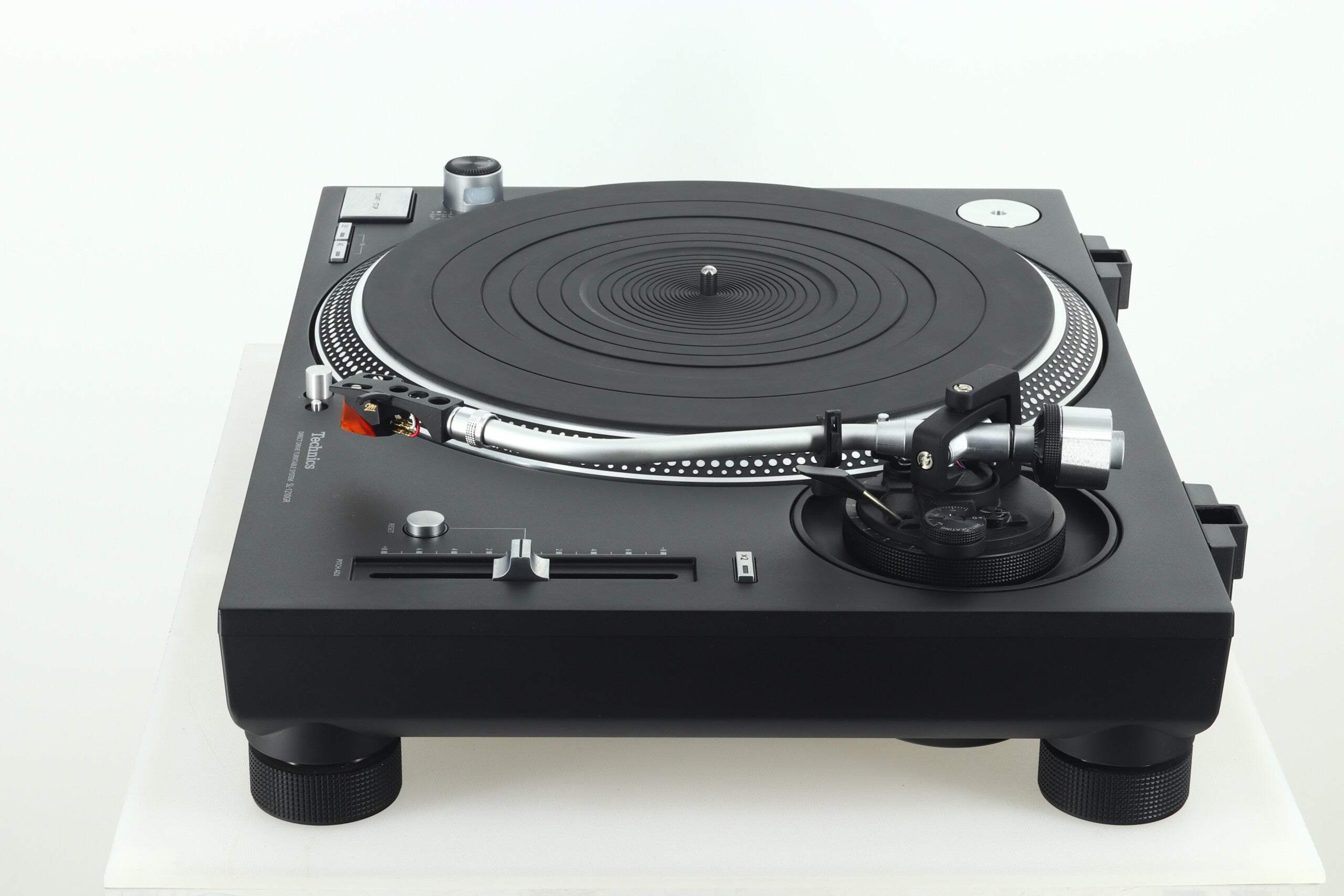Technics SL-1210GR Turntable / Ortofon 2M Bronze Cartridge