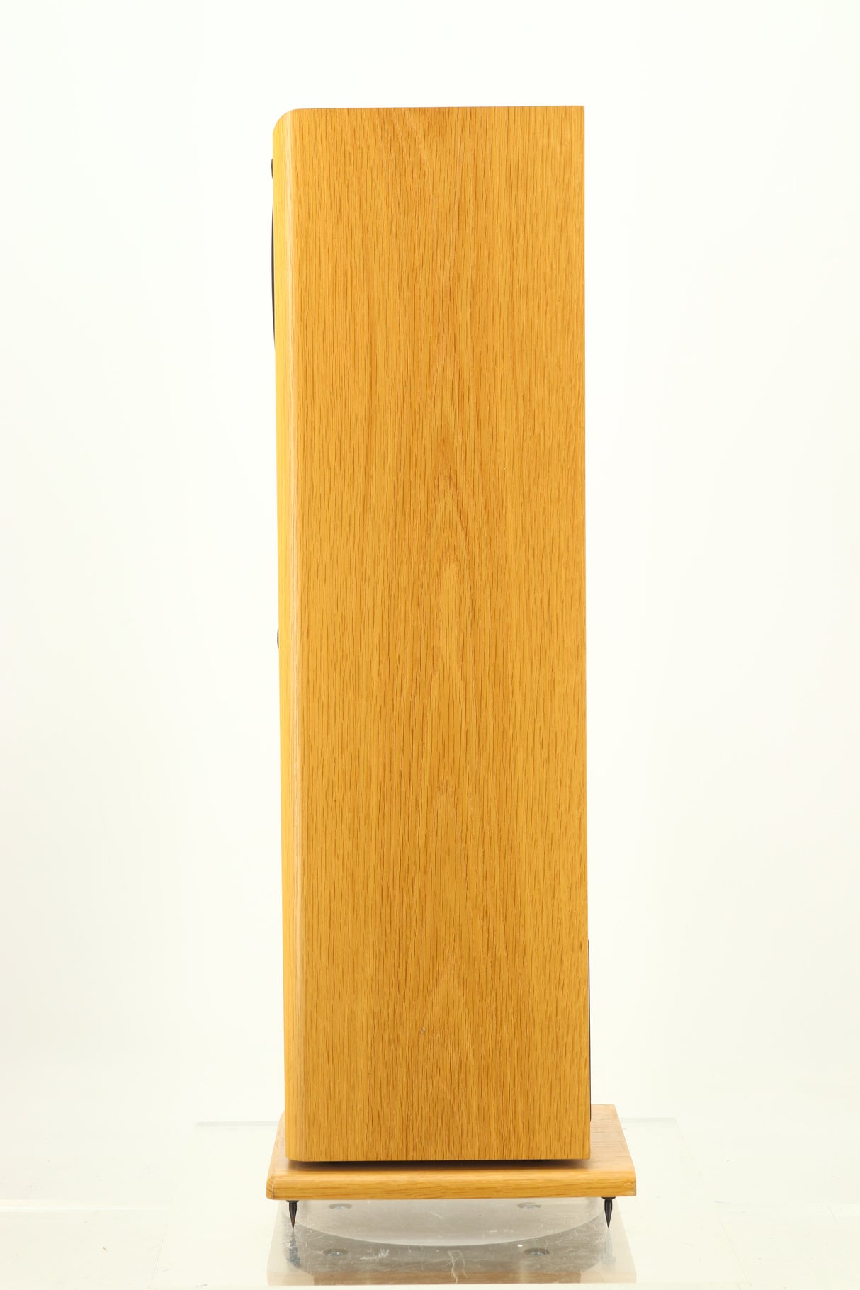 Castle Severn 2SE Floorstanding Speakers - Light Oak
