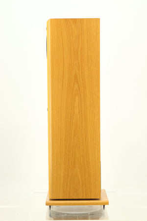 Castle Severn 2SE Floorstanding Speakers - Light Oak