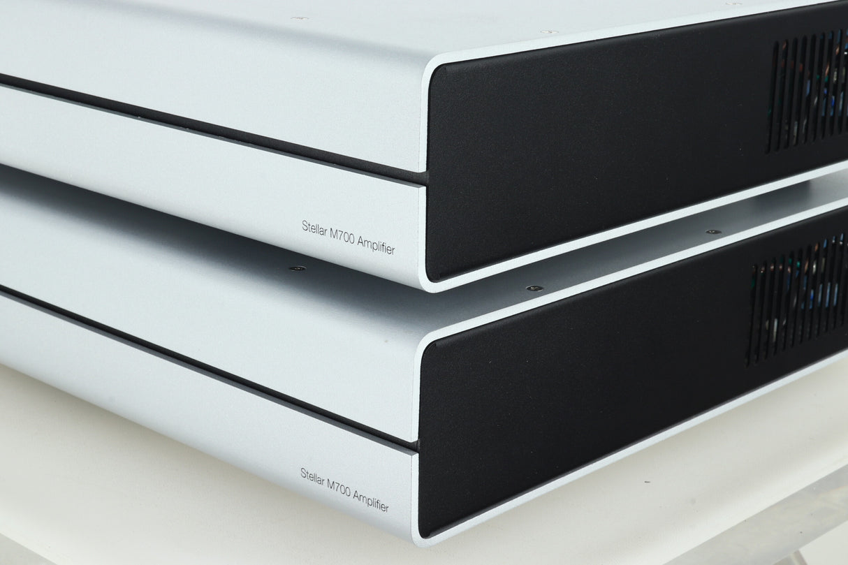 PS Audio M700 Monoblock Amplifiers - Silver