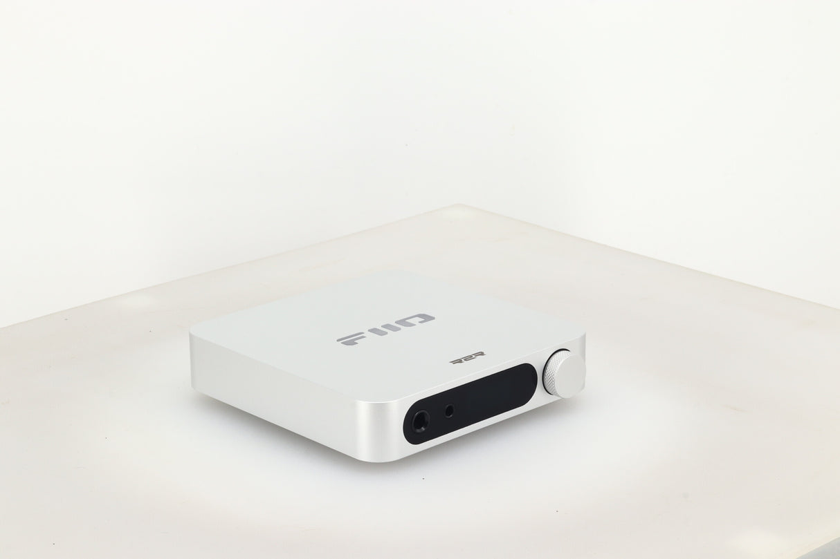 FiiO K11 R2R DAC / Headphone Amplifier